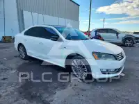 2015 Volkswagen Passat photo