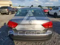 2015 Volkswagen Passat photo