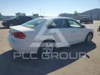 2015 Volkswagen Passat photo