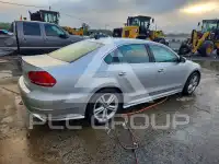 2015 Volkswagen Passat photo