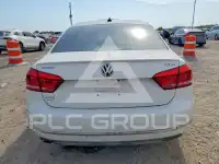 2015 Volkswagen Passat photo