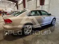 2015 Volkswagen Passat фото
