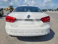 2015 Volkswagen Passat фото