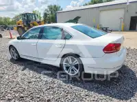 2015 Volkswagen Passat photo