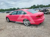 2015 Volkswagen Passat photo