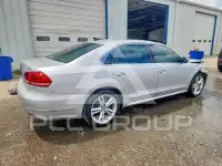 2015 Volkswagen Passat фото