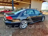 2015 Volkswagen Passat photo