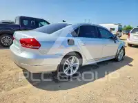 2015 Volkswagen Passat photo