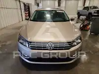 2015 Volkswagen Passat фото