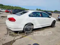 2015 Volkswagen Passat photo