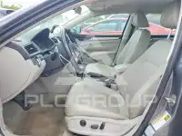 2015 Volkswagen Passat photo