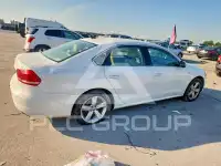 2015 Volkswagen Passat photo