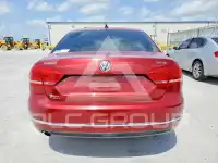 2015 Volkswagen Passat фото