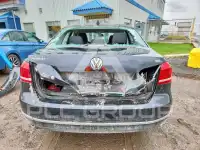 2015 Volkswagen Passat photo