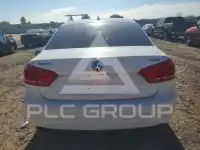 2015 Volkswagen Passat photo