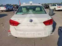 2015 Volkswagen Passat photo