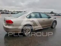 2015 Volkswagen Passat photo