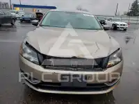 2015 Volkswagen Passat photo