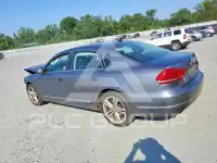 2015 Volkswagen Passat photo