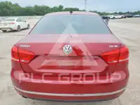 2015 Volkswagen Passat фото