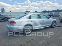 2015 Volkswagen Passat фото