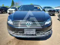 2015 Volkswagen Passat photo