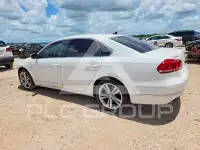 2015 Volkswagen Passat фото