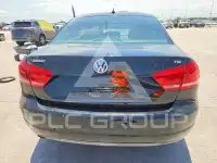 2015 Volkswagen Passat photo