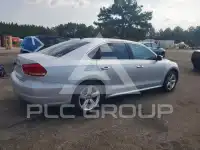 2015 Volkswagen Passat фото