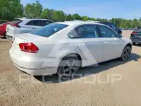2015 Volkswagen Passat фото