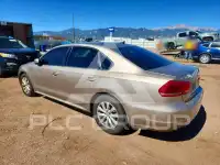 2015 Volkswagen Passat photo