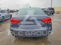 2015 Volkswagen Passat photo