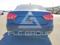 2015 Volkswagen Passat photo