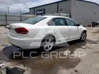 2015 Volkswagen Passat фото