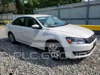 2015 Volkswagen Passat photo
