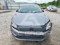 2015 Volkswagen Passat photo