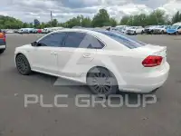 2015 Volkswagen Passat фото