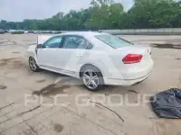 2015 Volkswagen Passat фото