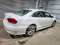 2015 Volkswagen Passat фото
