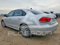 2015 Volkswagen Passat photo