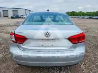 2015 Volkswagen Passat фото