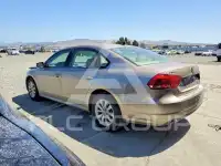 2015 Volkswagen Passat фото
