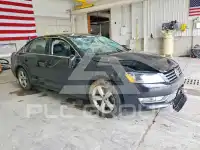 2015 Volkswagen Passat photo