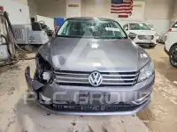 2015 Volkswagen Passat фото