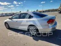 2015 Volkswagen Passat photo
