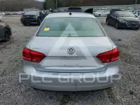 2015 Volkswagen Passat photo