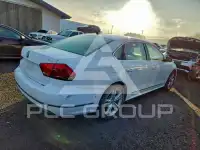 2015 Volkswagen Passat фото