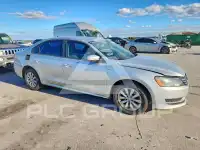 2015 Volkswagen Passat photo