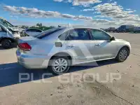 2015 Volkswagen Passat photo
