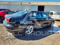 2015 Volkswagen Passat photo